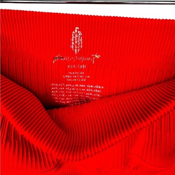 Free‎ People Movement Black Diamond Leggings In Red Size XS/S - Picture 10 of 10